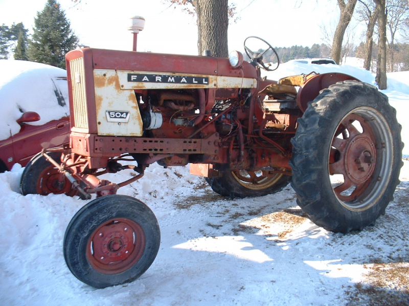 Used Tractor Parts, Vintage Tractor Parts, Farmall Parts